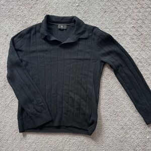 Banana Republic Men's Black Collared Sweater